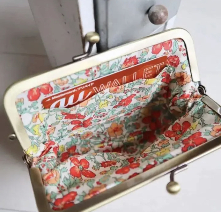のうりん様専用】ミナペルホネン《タンバリン》がま口ポーチ（ベージュ