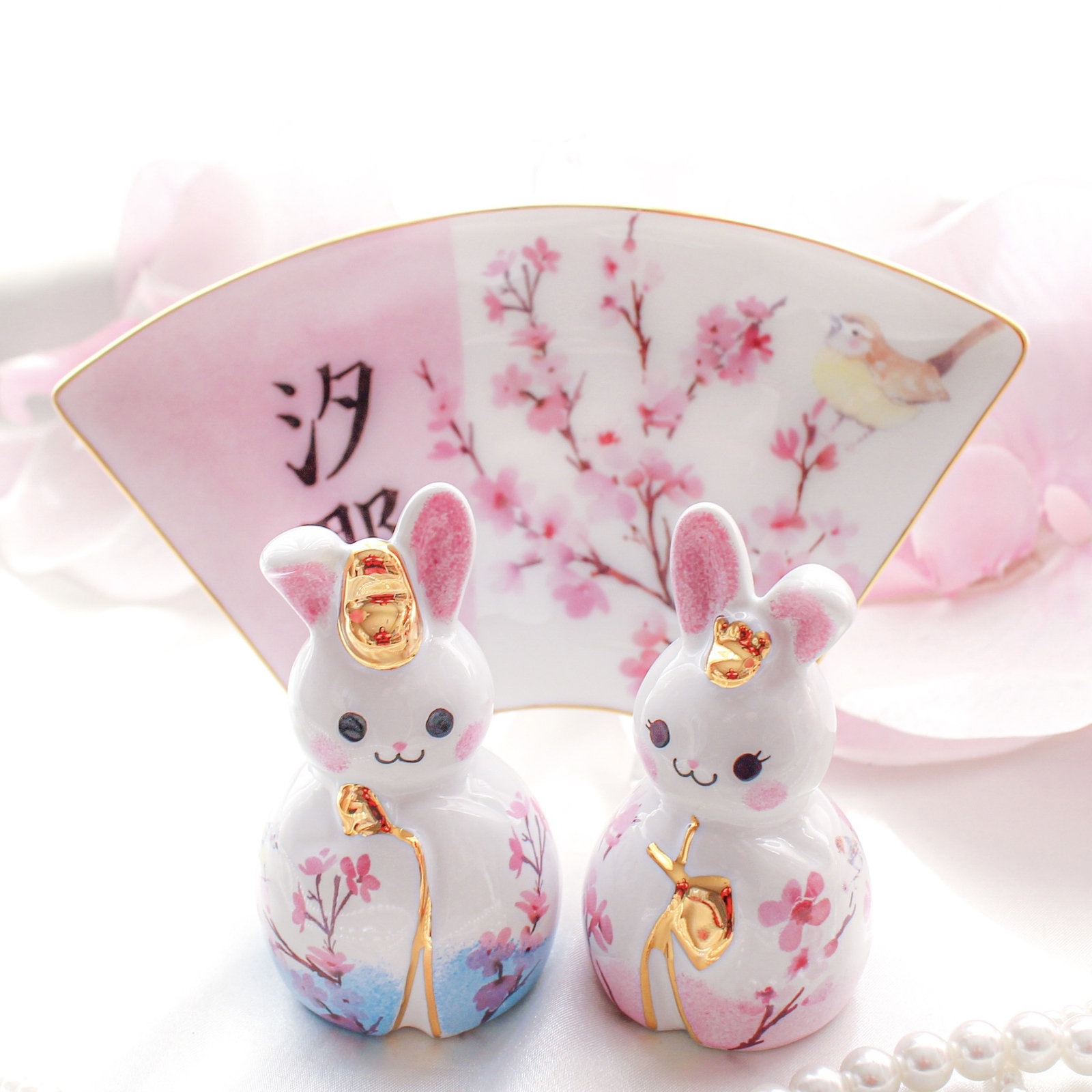 ご予約済✤謹賀新年・お着物うさちゃん…ブリザーブドアレンジ(陶器タイプ) 8 QUEENS sponsored by 湯屋やまざくら🌸】 大人気！ うさやんofficial