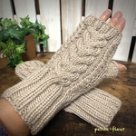 ニットアラン模様指なし手袋（サンドベージュ）