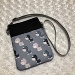 １４５２．大人可愛い　整列シュナウザー柄　スマホショルダー　グレー　スマホ用ポシェット　スマホ用ポーチ　再販