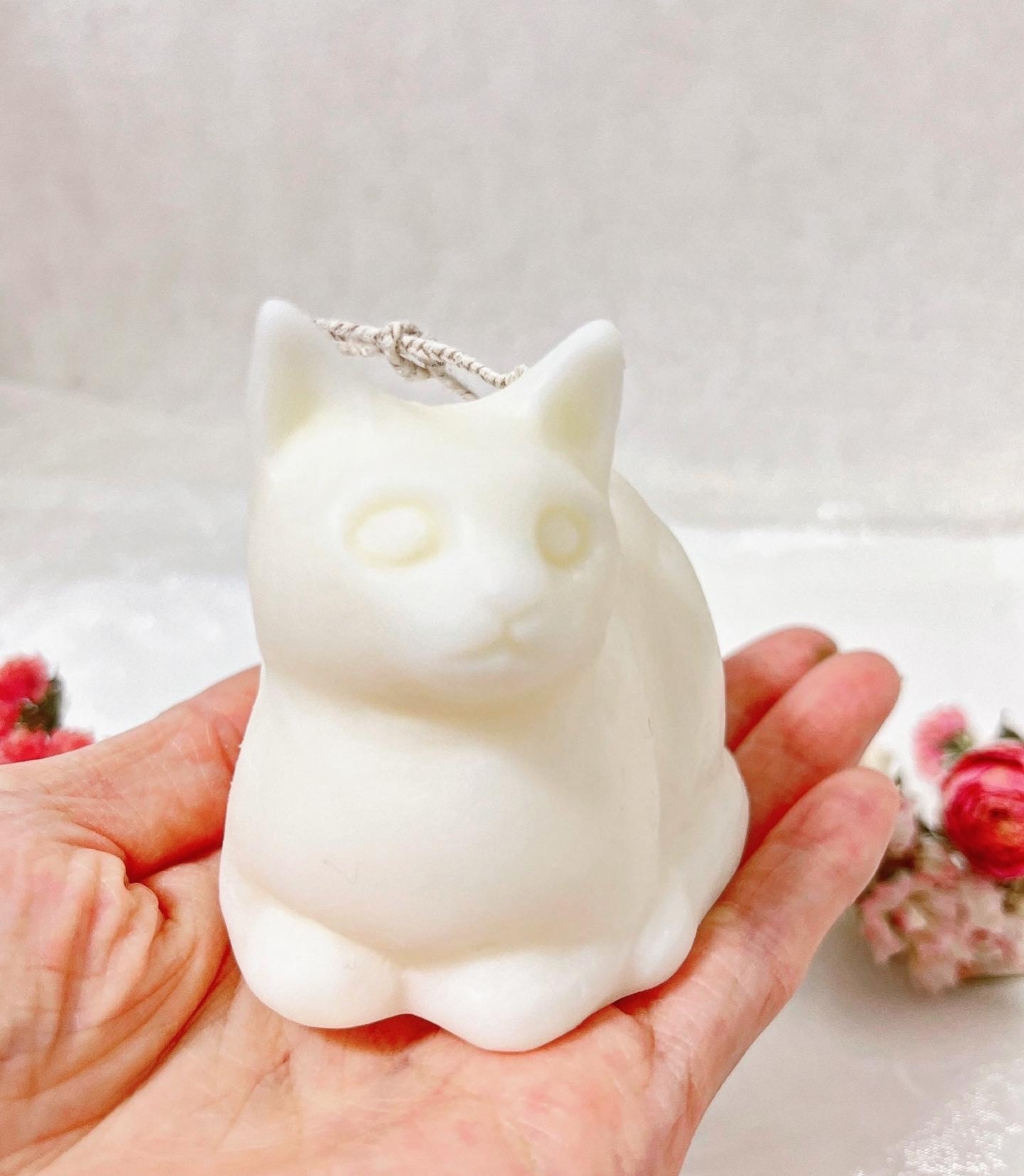 香箱座りの猫キャンドル〉 ねこ キャンドル インテリア 雑貨