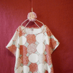 北欧サークル模様　ワンピース　（ミント赤）