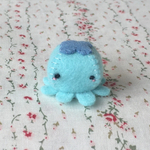 小さなクラゲちゃん(水色) フェルトマスコット 