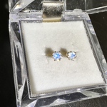 k14gf 高品質　レインボームーンストーン　スタッドピアス　4mm