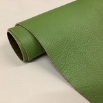 牛革　抹茶ラテ　　シュリンク加工　40㎝×70㎝（28デシ）本革　レザークラフト　革　レザー　leathercraft　ハンドメイド　手作り　素材　生地 グリーンティー