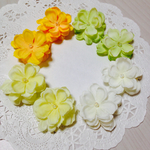 お花のゆらゆらイヤリング フレッシュカラー