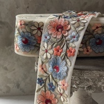 [実物のお色味と違う場合があります] インド刺繍リボン　花　インド刺繍　スパンコール　刺繍リボン　リボン　りぼん　※10月8日よりゆうパケットにて発送