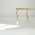星屑の先のしずくピアス/イヤリング