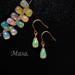 【14Kgf】エチオピア産プレシャスオパール プレーンドロップM size8～9mmピアス／イヤリング