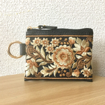 インド刺繍リボンのカラビナポーチ