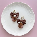 Eat Meのチョコクッキーイヤリング