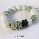 🆕１点物‼︎‼︎呑金獣さんとすずらん入り♡ミルキーグリーンアラシャン瑪瑙ブレスレット