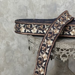 [ネイビー] [実物のお色味と違う場合があります] インド刺繍リボン　花　インド刺繍　スパンコール　刺繍リボン　リボン　りぼん　※10月8日よりゆうパケットにて発送