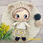 新作🧸🧡着せ替え〈3点セット〉可愛いෆ̈(みみ付きニット帽・フリル袖トップス・ティアードスカート)ෆ̈くまさん　みみ　オフホワイト　白　yellow 花柄🧶