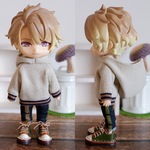 サンドベージュ単色　パーカーとデニムパンツのセット（ねんどろいどどーるオビツ11ボディ共有サイズ）