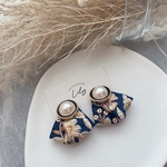 再販◆受注製作◆navy×perlインド刺繍ピアス/イヤリング◆