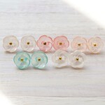 次回入荷なし 10個 光沢花ボタン 11ｍｍ　シロ