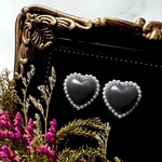 ⟡再販⟡🌈カラフルパールハートピアス・イヤリング〈 ブラック 〉