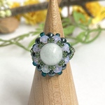 淡いブルー天然石⭐︎ホワイトスワロフスキー⭐︎ボルドーグリーンビーズリング