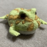【別注品】カエルメジャー ツノガエルややミニ ライムグリーン