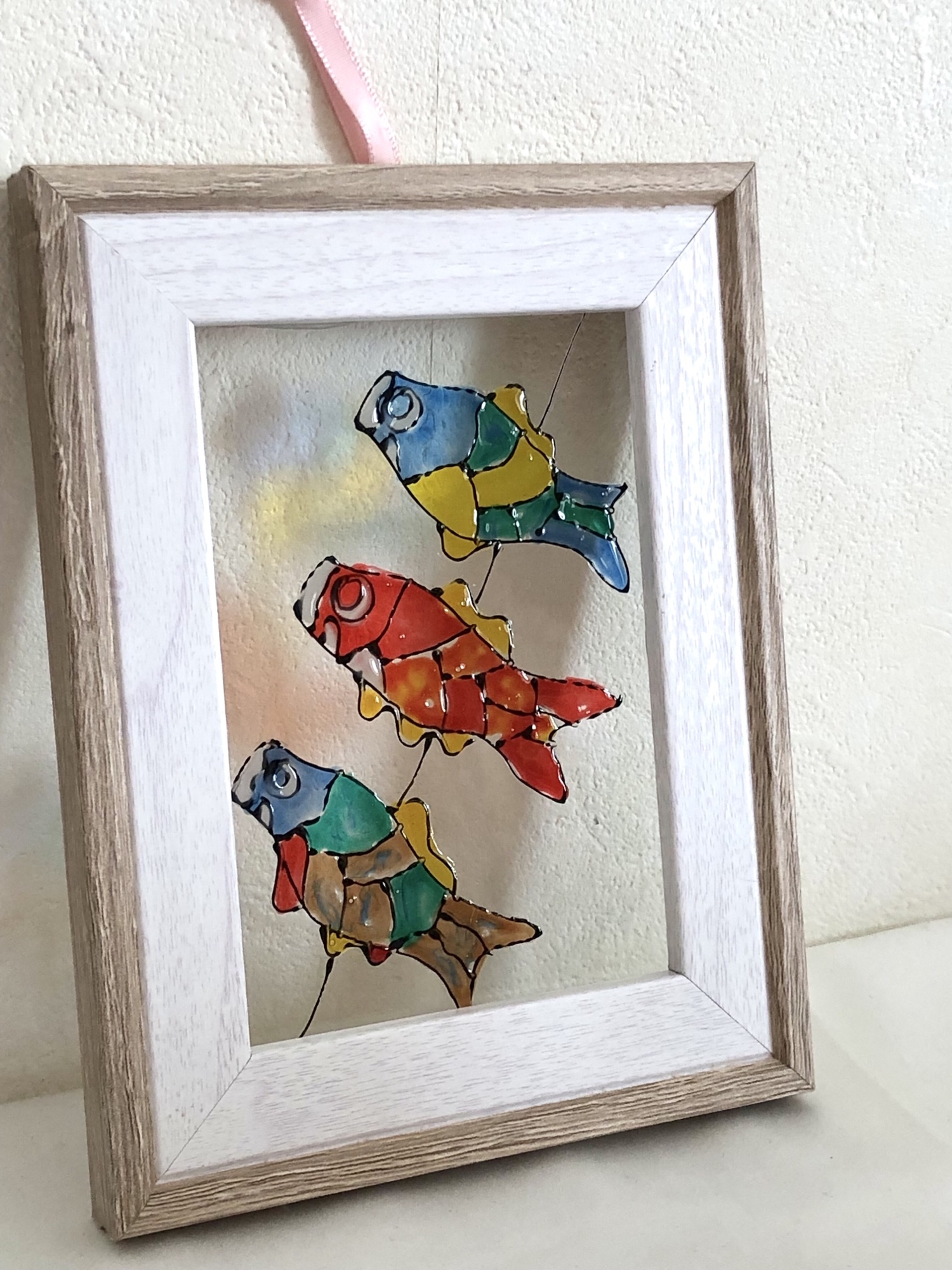 ステンドグラス風絵画 可愛い鯉のぼり - 白い壁にぴったりな可愛い