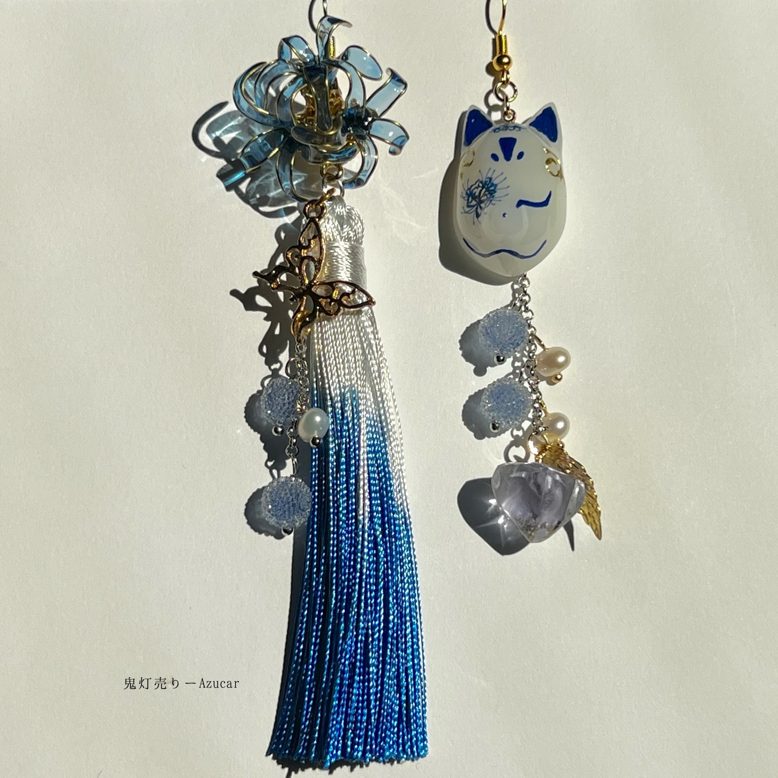 彼岸花柄の白狐面と鬼灯と蓮の和風ピアス イヤリング　淡水パール、ロングタッセル 彼岸花柄の白狐面と鬼灯と椿の和風ピアス イヤリング淡水パール