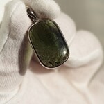 モルダバイト１８　レクタングル　S925WGペンダントトップ❀