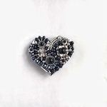 Antique Silver Beads Reunion ハートのビーズ刺繍ブローチ