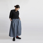 初夏ＳＡＬＥ　８８cm丈　ほぼ日ハバ広でいいパンツ　ウォッシュ加工 コットンシャンブレー 幅広 ゆったり（pt152）U90