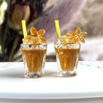 229 ＊アイスティーとプルメリア＊　2個セット　ミニチュア　ドリンク　カフェ　喫茶店　シルバニアファミリー　ドールハウス　小物　