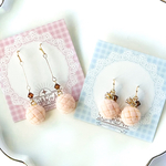 小さないちごメロンパンのピアス（イヤリング）