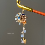 狐の煙管かんざし　蒼彼岸花柄の九尾狐と鬼灯と蒼の曼珠沙華柄の和風簪　淡水パール着物や浴衣、袴などセレモニー、成人式、イベントやコスプレ、ディスプレイなどにも☆