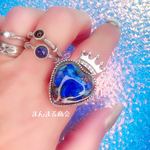 ブルー【ハートの女王】青系紫陽花押し花と金箔ハートクラウンモチーフリング