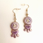 ぷっくり刺繍耳飾り（パープル）　ピアス or イヤリング