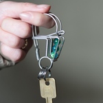 カラビナ65/深海の光を閉じ込めたようなホタルガラス・男性へのクリスマスプレゼントにカラビナのキーホルダー・キーリング・無料ラッピング