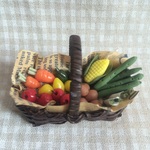 ﾐﾆﾁｭｱ　かご盛り野菜