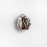 con Blanco   Silver Beads Reunion 　ビーズ刺繍ブローチ