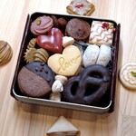 ✿2月限定✿バレンタインクッキー缶