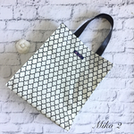 再販★ラミネートトートバッグ(裏地無し) モロッカン柄(ホワイト×ブラック)