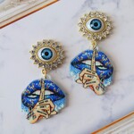 青い目と唇🤫ピアス✳イヤリング