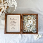 【お名前入れ可能】フラワーフォトボックス（ホワイト系）　誕生日祝い　引越し祝い　子育て感謝状　結婚祝い　出産祝い　ギフト　両親贈呈品