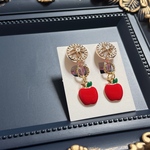 りんご　イヤリング