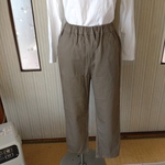 【在庫セール】テーパードパンツ