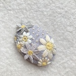 リネンと立体刺繍のフラワーヘアゴム or ブローチ　2
