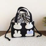 保冷保温　お弁当バッグ　うさぎ　ブラック