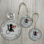 ナチュラルリース柄 車椅子カーサイン&バギータグ２枚セット