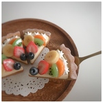 粘土ケーキ　フルーツタルトケーキ