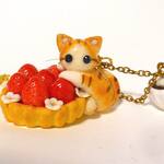 オーダーのお品○いちごタルトのバッグチャーム○猫○ミニチュア○黒猫
