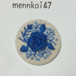 刺繍ブローチ