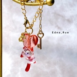 心の扉♥️🗝スン顔🐱ミニバッグチャーム 送料無料 レジン ジャンピング猫